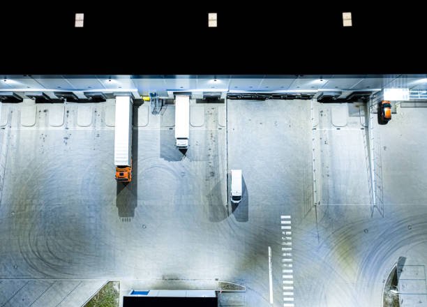 Truck loading dock for package distribution